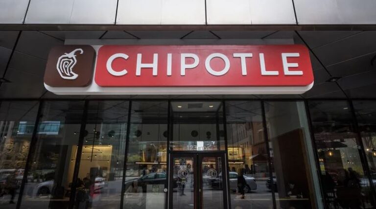 Reddit Is Bonding Over The 'After Chipotle Body Experience